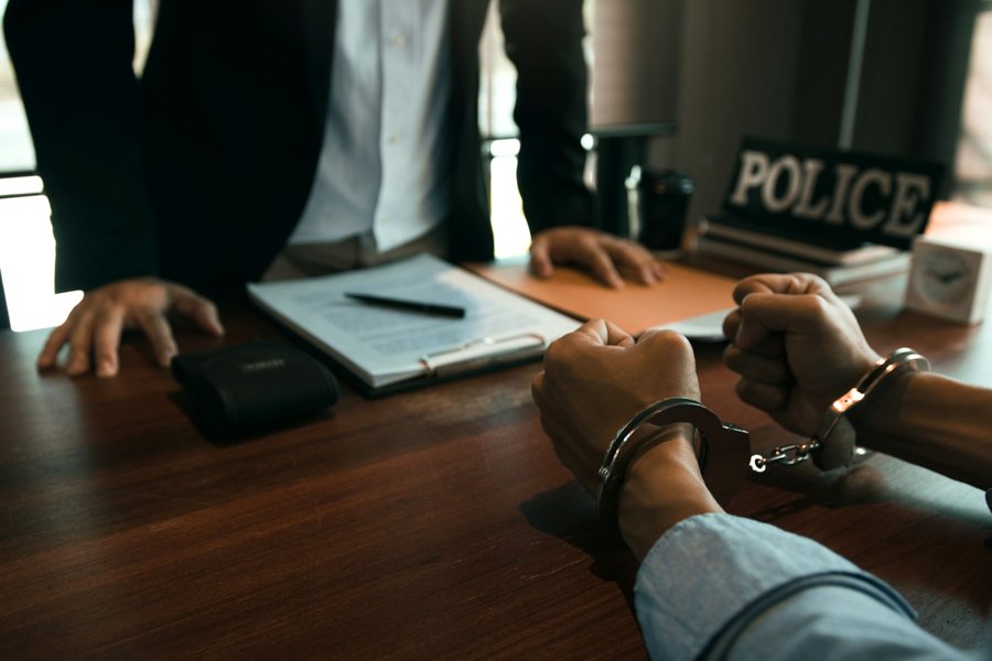 Criminal Defense Lawyer