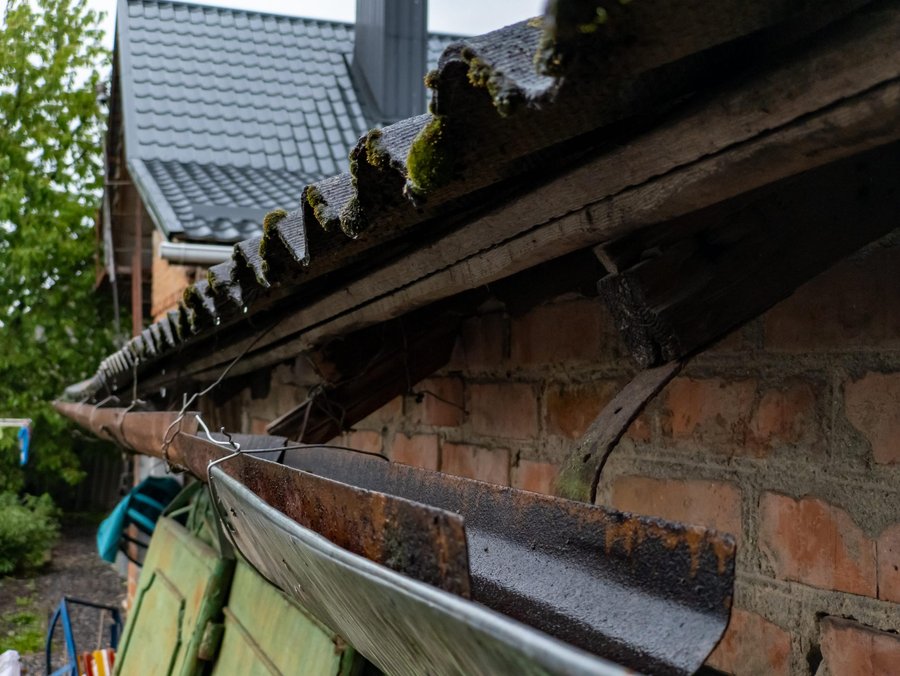 Roof Gutter Repairs & Maintenance