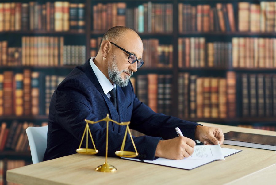 Tax Lawyer